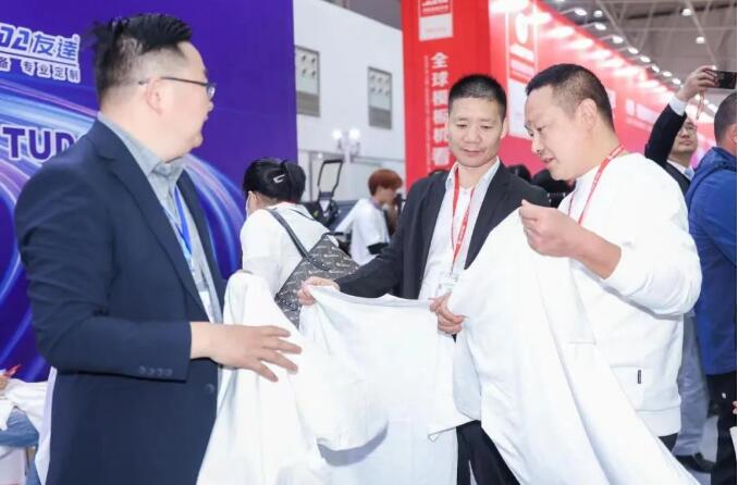 以拼抢实 保“双过半” | 半年准备展会活动12个，，，，，会展集团提前交出“半年考”精彩答卷-下层动态-武汉城投集团 